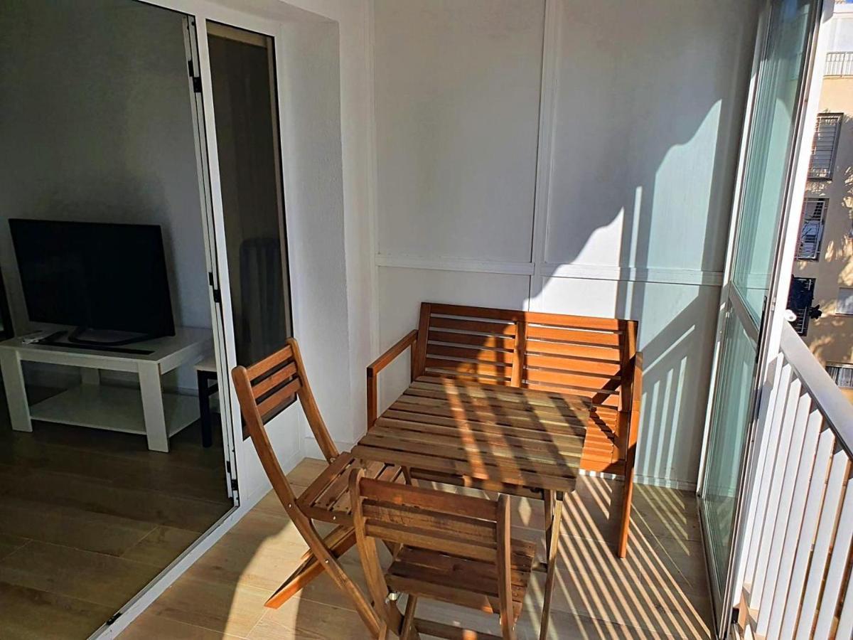 First Line Apartment With 3 Bedrooms And Seaviews ベニドルム エクステリア 写真
